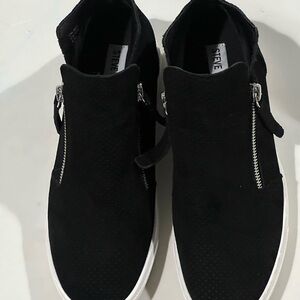 Steve Madden Black Slip-On Sneakers with Silver Zippers